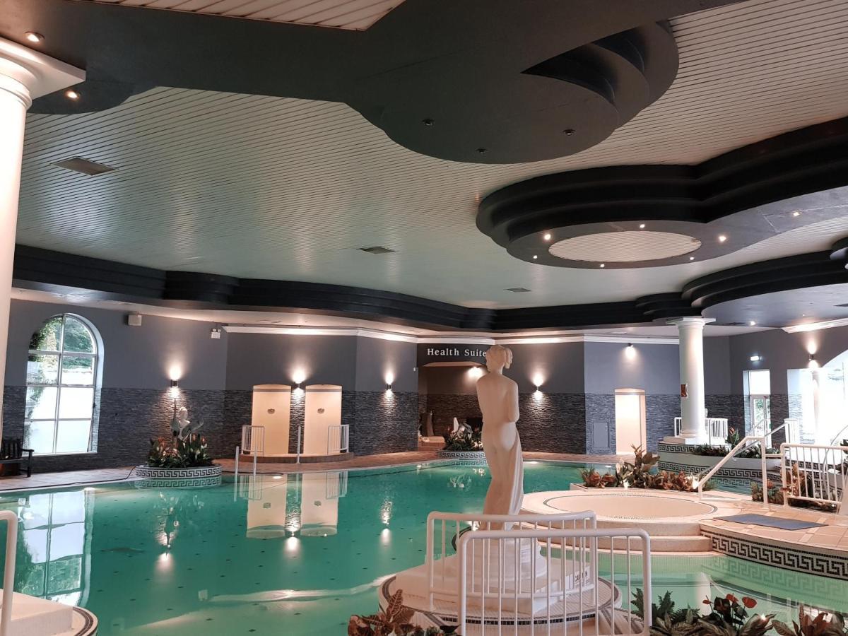 Rochestown Park Hotel & Leisure Centre Cork Bagian luar foto
