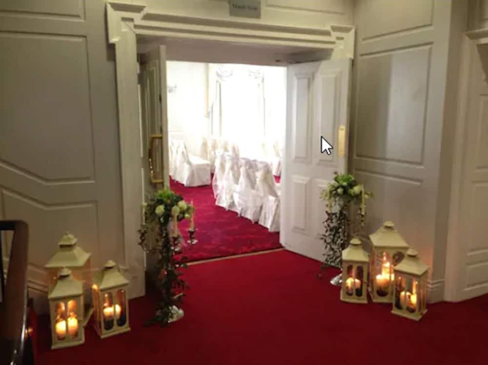 Rochestown Park Hotel & Leisure Centre Cork Bagian luar foto