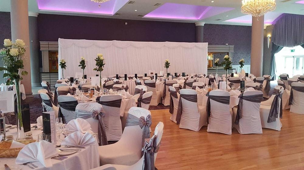Rochestown Park Hotel & Leisure Centre Cork Bagian luar foto