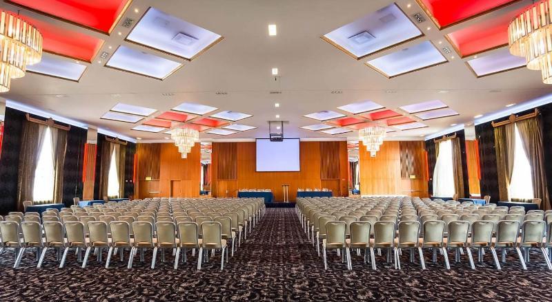 Rochestown Park Hotel & Leisure Centre Cork Bagian luar foto